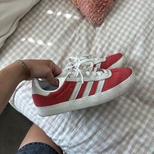 Adidas Women's Red and White gazelle Sneakers